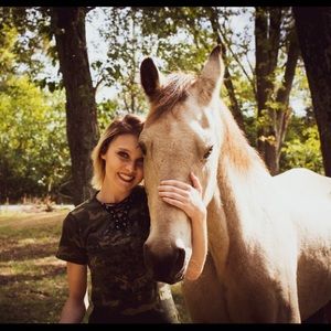 Meet your Posher, Hailie